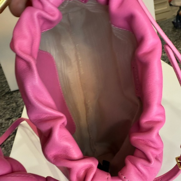 EUC! Kate Spade Meringue Nappa Leather Pull String small crossbody bag. - Picture 11 of 11